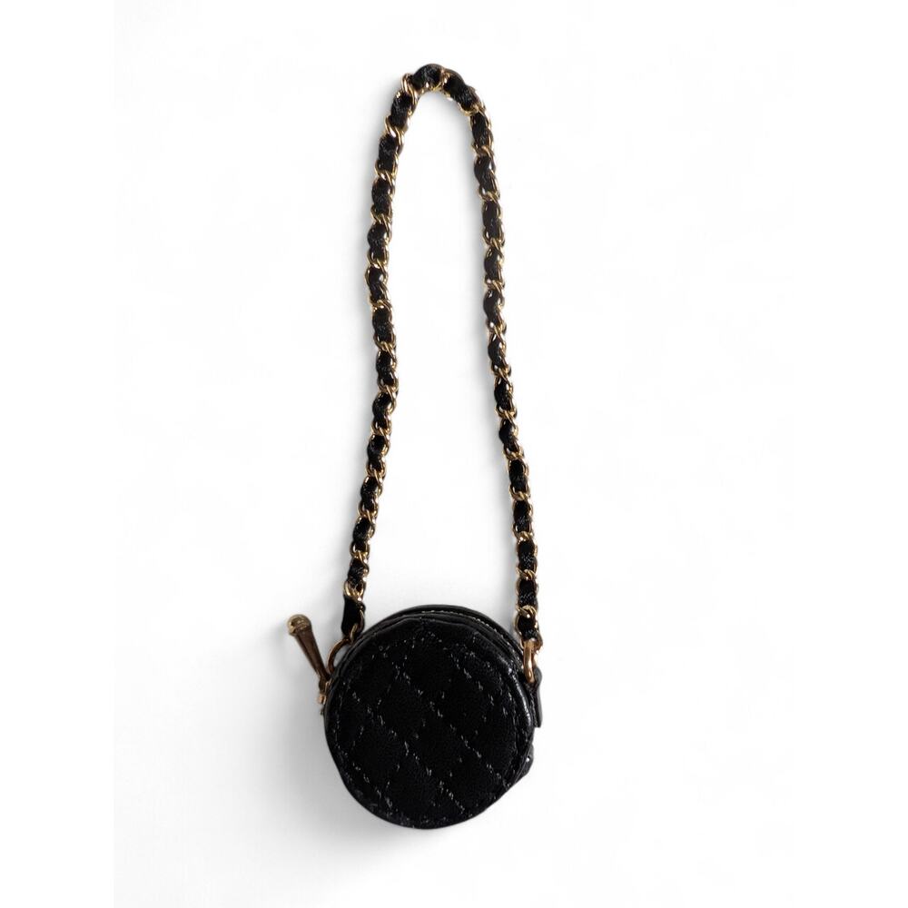 Defa Lucy Doll Series 2 PARIS Model No. 02 Black Quilted Round Chain Handbag - Picture 2 of 3